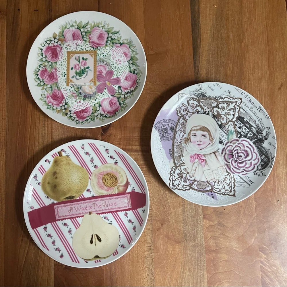 3 Three Gloria Vanderbilt Fond Memories Coquette Tastesetter Sigma 472 8" Plates